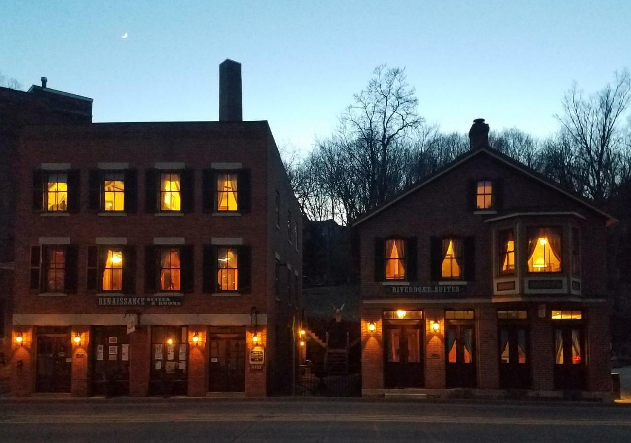 Riverboat Suites Galena Exterior photo